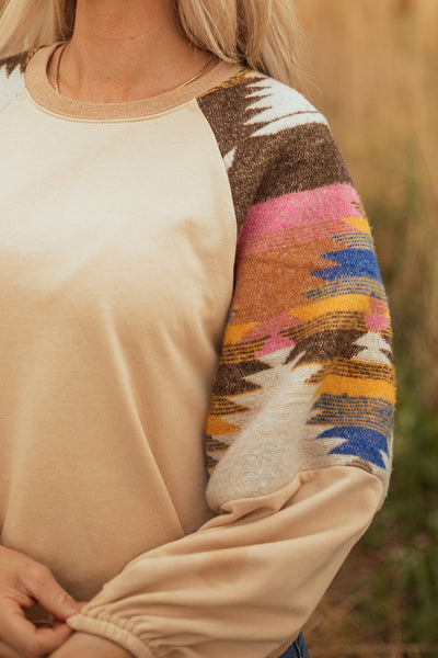 Cozy Women's Soft Cotton Blend Raglan Sweatshirt - Stylish Casual Fit for Everyday Wear and Leisure Activities