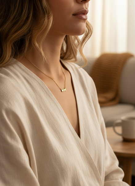 MOM Gold Pendant Necklace- Standout Boutique (Vancouver, BC)