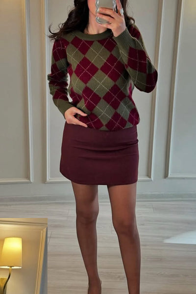 Women's Cozy Green Vintage Argyle Knit Sweater - Classic Round Neck, Effortlessly Stylish and Comfortable Fit