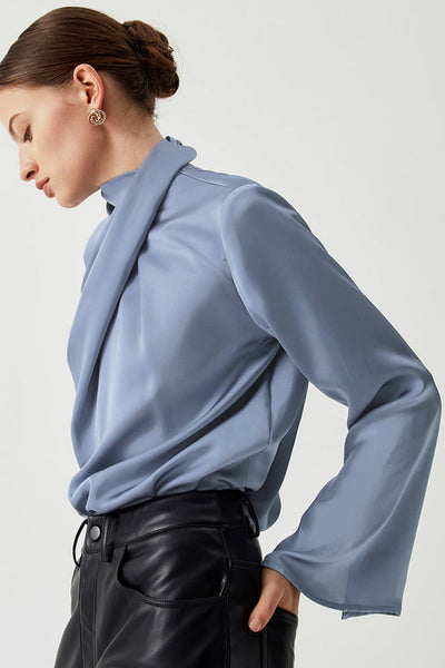 Effortlessly Stylish Women's Soft Pastel Bell Sleeve Blouse - Flowy Fit for Ultimate Comfort and Fashion-Forward Looks