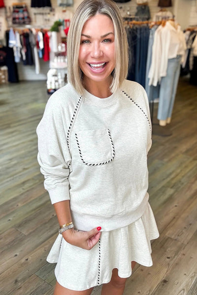 Women's Light Grey Striped Raglan Sleeve Activewear Set - Trendy Top & Mini Skort for Ultimate Comfort and Style