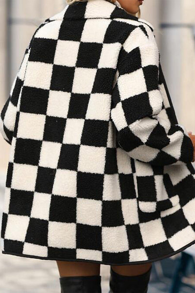 Cozy Women's Black Checkered Fleece Jacket with Side Pockets and Collared Button-Up Design for Effortless Style