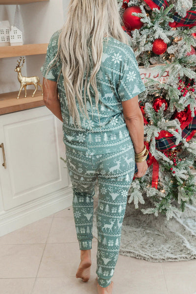 Women‚Äö Green Christmas Print V-Neck T-Shirt and Drawstring Pants Lounge Set for Cozy Holiday Comfort and Style