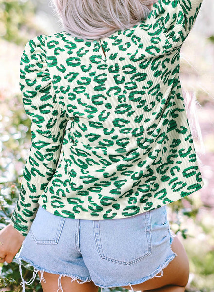 Trendy Women's Puff Sleeve Blouse in Soft Pastel Stylish & Comfortable for Casual or Dressy Outings