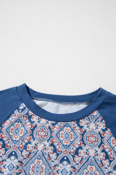 Stylish Women's Long Sleeve Tops in Soft Fabric - Casual Chic Designs for Every Season and Occasion
