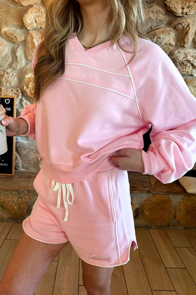 Light Pink V-Neck Pullover and Drawstring Shorts Set for Women - Chic Casual Summer Lounge Outfit