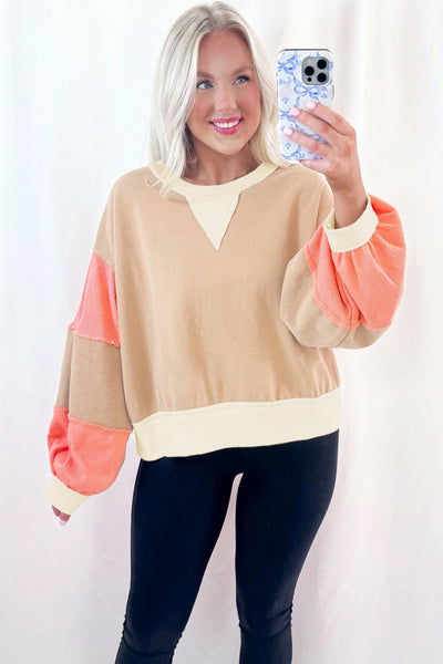 Cozy Patchwork Sweatshirt for Women - Trendy Casual Layering Top in Vibrant Colors, Ideal for Everyday Outings