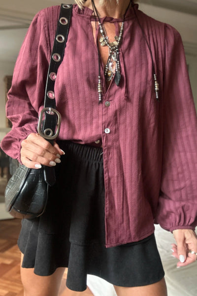 Women's Dry Rose Striped Puff Sleeve Jacquard Shirt with Tie Neck & Split Design for Effortless Chic Style