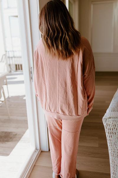 Cozy Women's Apricot Pink Lounge Set: Drop Shoulder Pullover & Drawstring Pants for Relaxed Comfort and Style