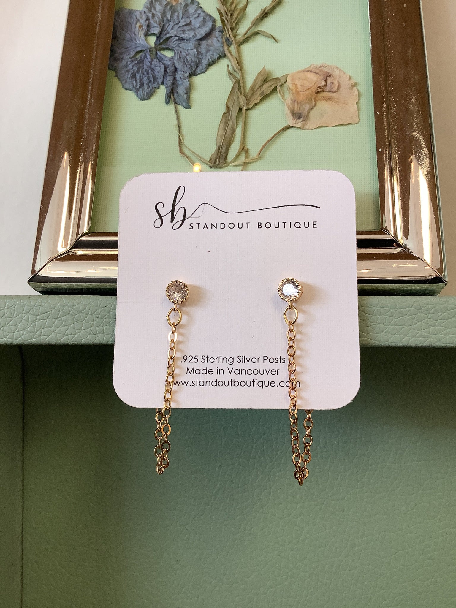 Standout Boutique Zirconia Chain