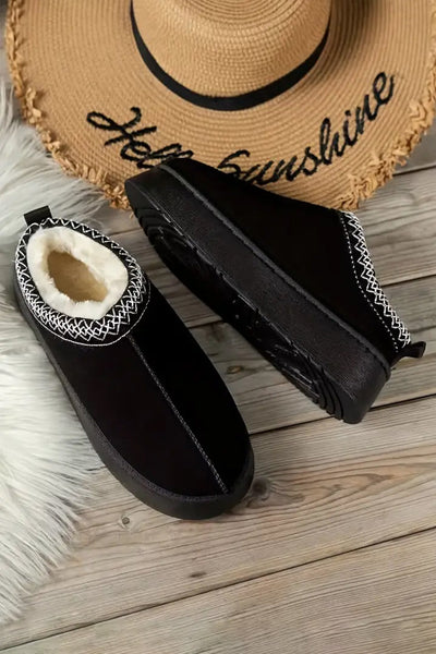 Women's Black Contrast Print Plush Lined Snow Boots - Cozy Suede Winter Footwear for Cold Weather Adventures