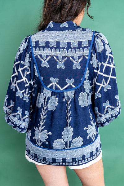 Plus Size Women's Blue Floral Blouse with Contrast Trim, Notched Neckline, and Long Sleeves for Effortless Chic Style