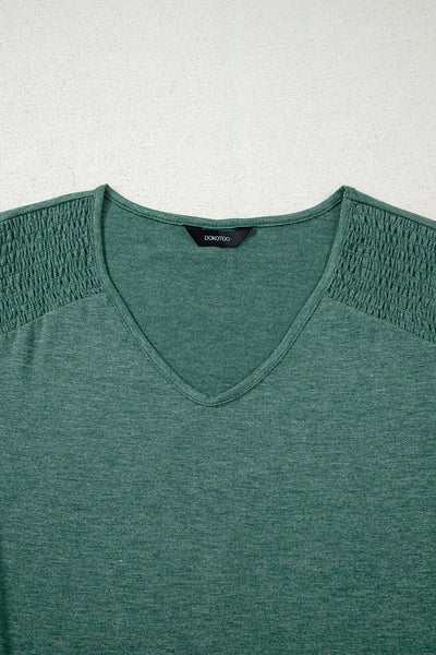 Chic Women's V-Neck Long Sleeve Top in Soft Fabric Ideal for Casual and Office Outfits, Effortless Style and Comfort