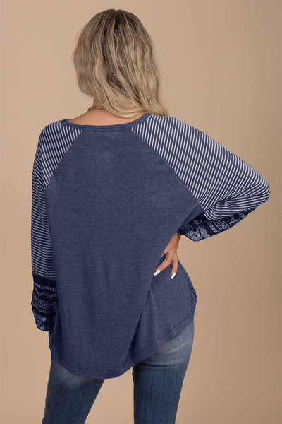 Vibrant Women's Raglan Sleeve Tops - Comfortable Casual Shirts for Effortless Everyday Style and Versatile Outfits