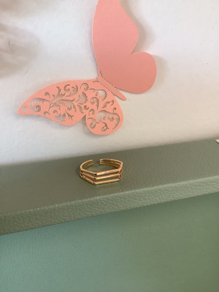 Standout Everly Gold Ring