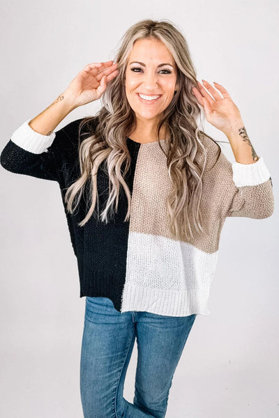 Cozy Women's Black Color Block V-Neck Knit Sweater - Relaxed Fit for Effortless Casual Chic Look