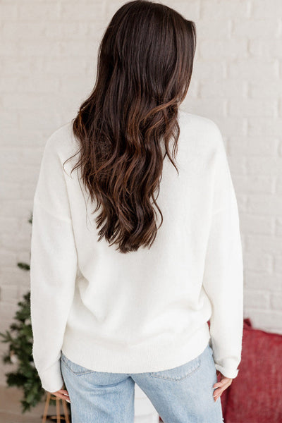 Cozy Women's White Merry and Bright Christmas Sweater with Tinsel - Festive Holiday Style for Winter Cheer