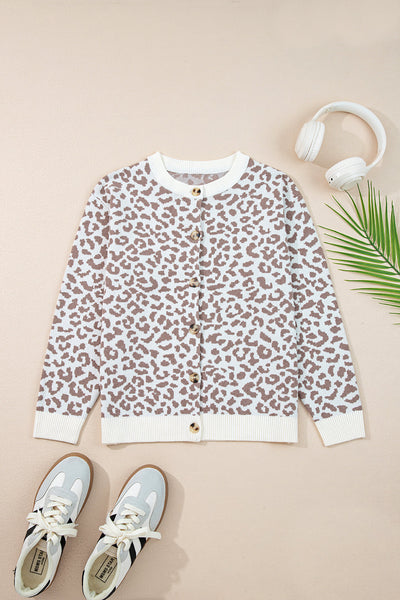 Chic Women's Oversized Leopard Print Cardigan - Cozy Knit Sweater for Effortless Layering and Everyday Style