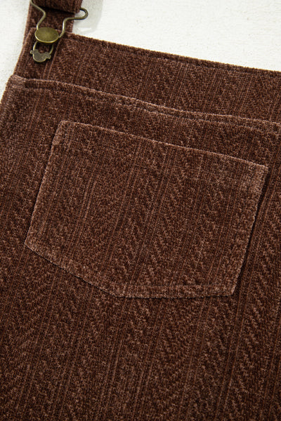 Chic Coffee-Colored Women's Dress with Flattering Fit and Versatile Style for Any Occasion