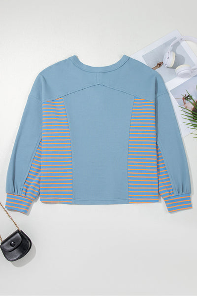 Plus Size Women's Dusk Blue V-Neck Waffle Top with Raw Seams, Striped Patchwork & Pockets for Effortless Style
