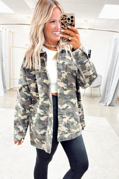 Stylish Women's Green Camo Loose Fit Jean Jacket with Chest Pockets for Effortless Casual Comfort made for easy styling and wardrobe coordination,