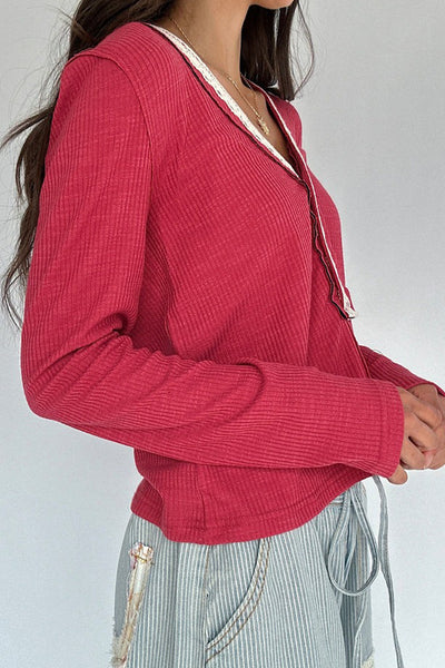 Women's Pitaya Pink Ribbed Knit V-Neck Pullover Top with Lace Trim - Effortless Long Sleeve Style for Trendy Outfits