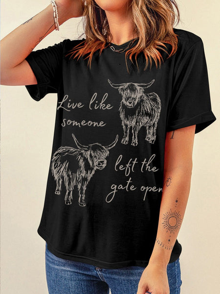 Western Cow Print Black Round Neck Graphic Tee for Casual Wear