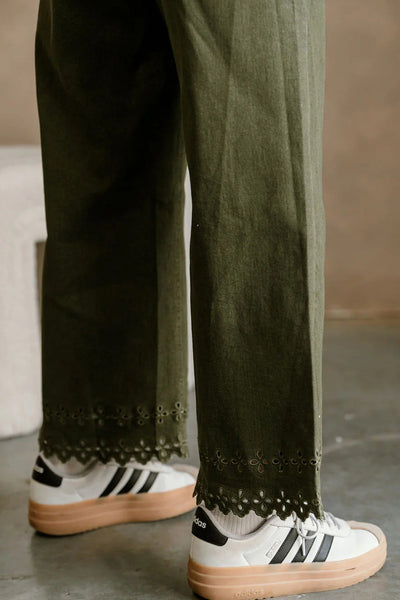 Chic Blue High Waist Shift Jeans for Women with Eyelet Embroidery and Clover Hem Detail for Trendy Style