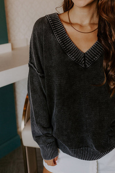 Cozy Women's Black V-Neck Knit Sweater with Exposed Seams & Drop Shoulders - Relaxed Fit for Effortless Style