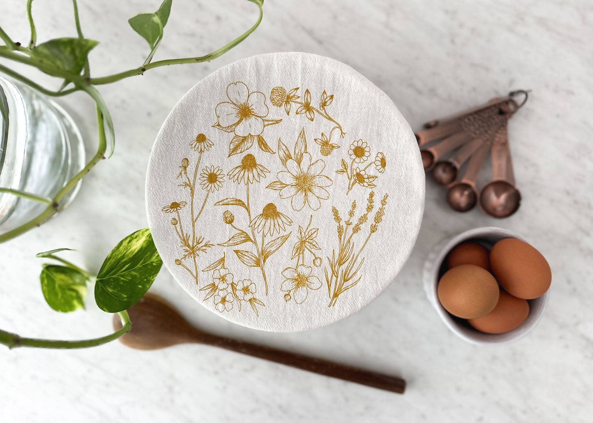 Bowl Cover / Golden Floral / Medium 8.5' Bowl Cover