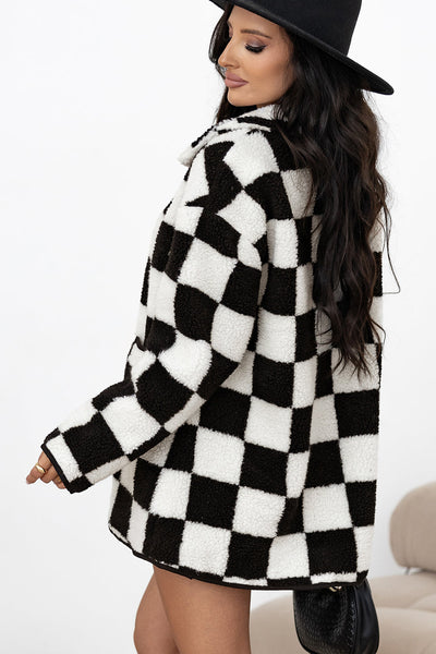 Cozy Women's Black Checkered Fleece Jacket with Side Pockets and Collared Button-Up Design for Effortless Style