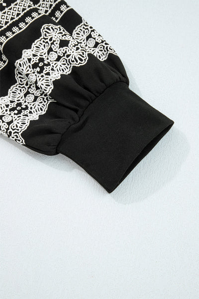 Stylish Women's Black Long Sleeve Top - Comfortable Fit for Casual Outings and Effortless Layering