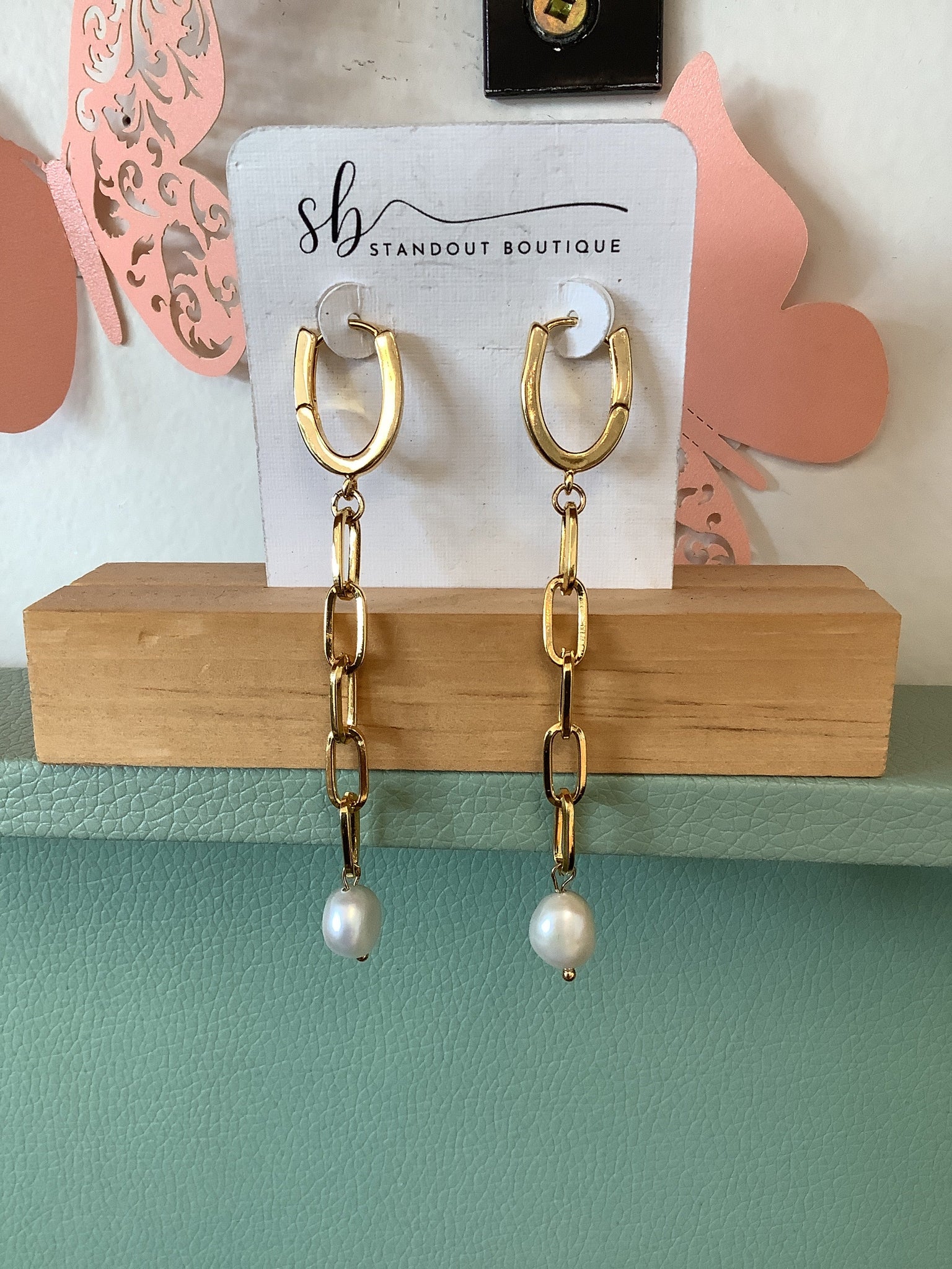 Standout Boutique Karlita Gold/Pearl Earrings