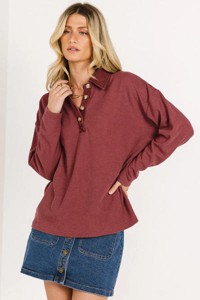 Soft Beige Women's Relaxed Fit Thermal Knit Top - Long Sleeve for Ultimate Comfort and Effortless Style