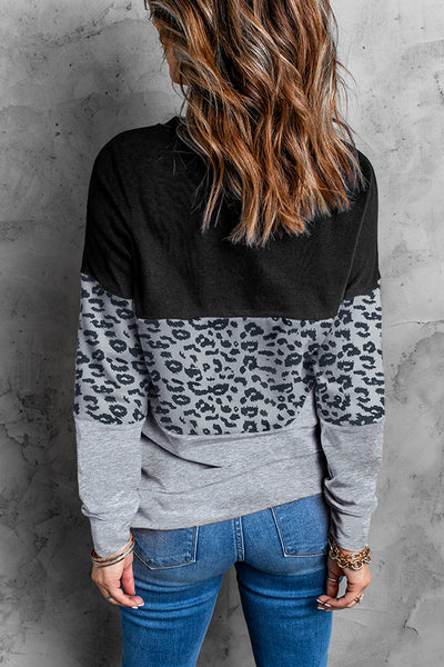 Trendy Women's Colorblock Sweatshirt with Contrast Stitching, Side Slits & Relaxed Fit for Everyday Comfort