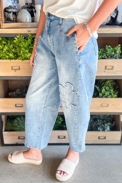 Trendy Women's Distressed Flower Patch Jeans - Slim Fit, Comfortable Denim for Casual Everyday Style