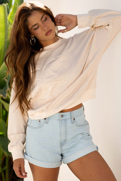 Trendy Floral Embroidered Women's Casual Top - Stylish Patch Design for Spring and Summer Wardrobe Essentials