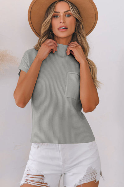 Stylish Women's Gray Ribbed Knit Short Sleeve Sweater with Patch Pockets - Cozy Casual Top for Effortless Everyday Wear