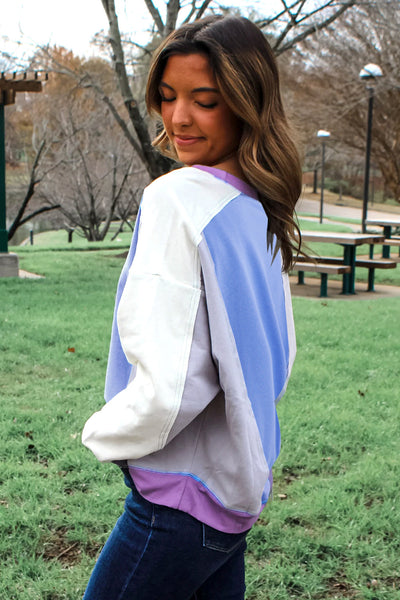 Cozy Color Block Sweatshirt for Women - Stylish Casual Top in Soft Fabric, Ideal for Everyday Comfort and Chic Looks
