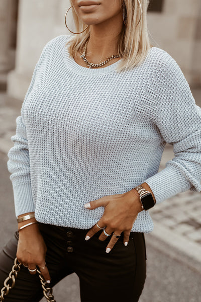 Trendy Women's Gray Cross Back Sweater - Stylish Knit Top for Casual Comfort and Fashionable Everyday Wear