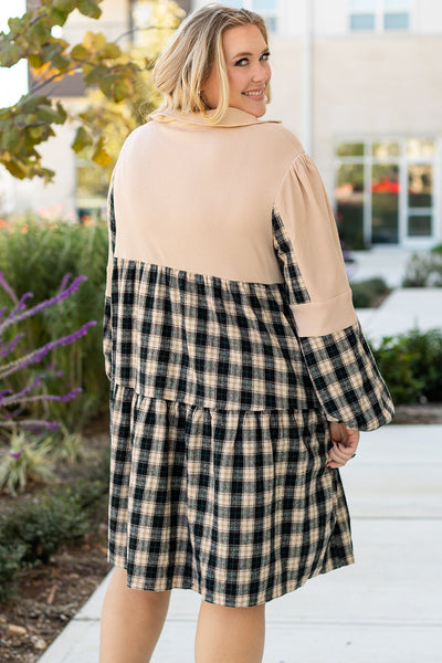 Plus Size Women's Casual Plaid Dress - Chic Short Sleeve Style for Everyday Comfort and Effortless Fashion