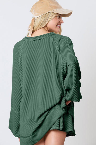 Stylish Women's Ribbed Two-Piece Set - Cozy Cropped Top & High-Waisted Soft Knit Pants for Effortless Everyday Wear