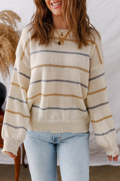 Cozy Classic Grey Women's Knit Sweater - Chic Layering Essential in Soft Fabric for Effortless Style