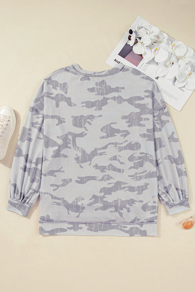 Cozy Women's Camouflage Print Sweatshirt - Casual Fit for Everyday Style and Outdoor Adventures