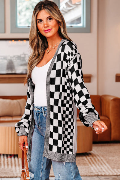 Stylish Women's Oversized Black Checkered Cardigan - Cozy Knit Sweater for Fall Fashion and Casual Everyday Wear