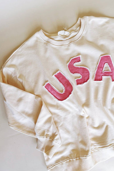 Cozy Women's Oversized White USA Patched Graphic Sweatshirt - Casual Style for Everyday Comfort and Trendy Looks