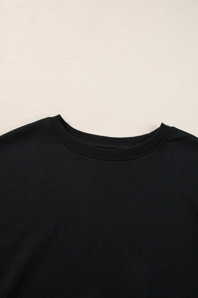Women's Cozy Black Crewneck Pullover Sweatshirt - Casual, Comfortable Fit for Everyday Style and Relaxation