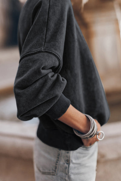 Cozy Women's Black Drop Shoulder Crew Neck Sweatshirt - Effortless Casual Pullover for Ultimate Comfort and Style