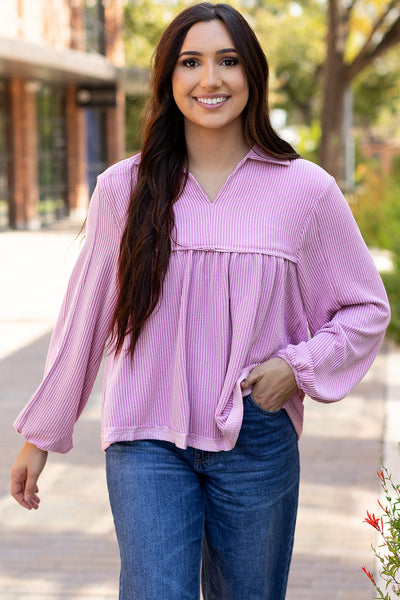 Pastel Flowy Babydoll Blouse for Women - Short Sleeves, Effortless Style, Perfect for Casual Outings and Summer Days