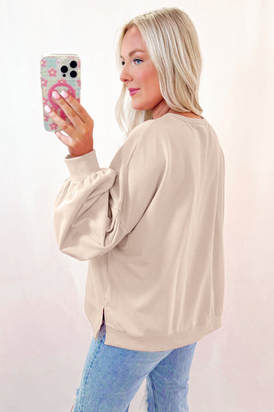 Cozy Women's Oversized Parchment Sweatshirt with Embroidered Bow & Lantern Sleeves Chic Pullover for Effortless Style